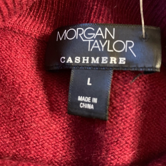 🎀 New MORGAN TAYLOR 100% Cashmere Burgundy SWEATER Turtleneck size L - Picture 2 of 7